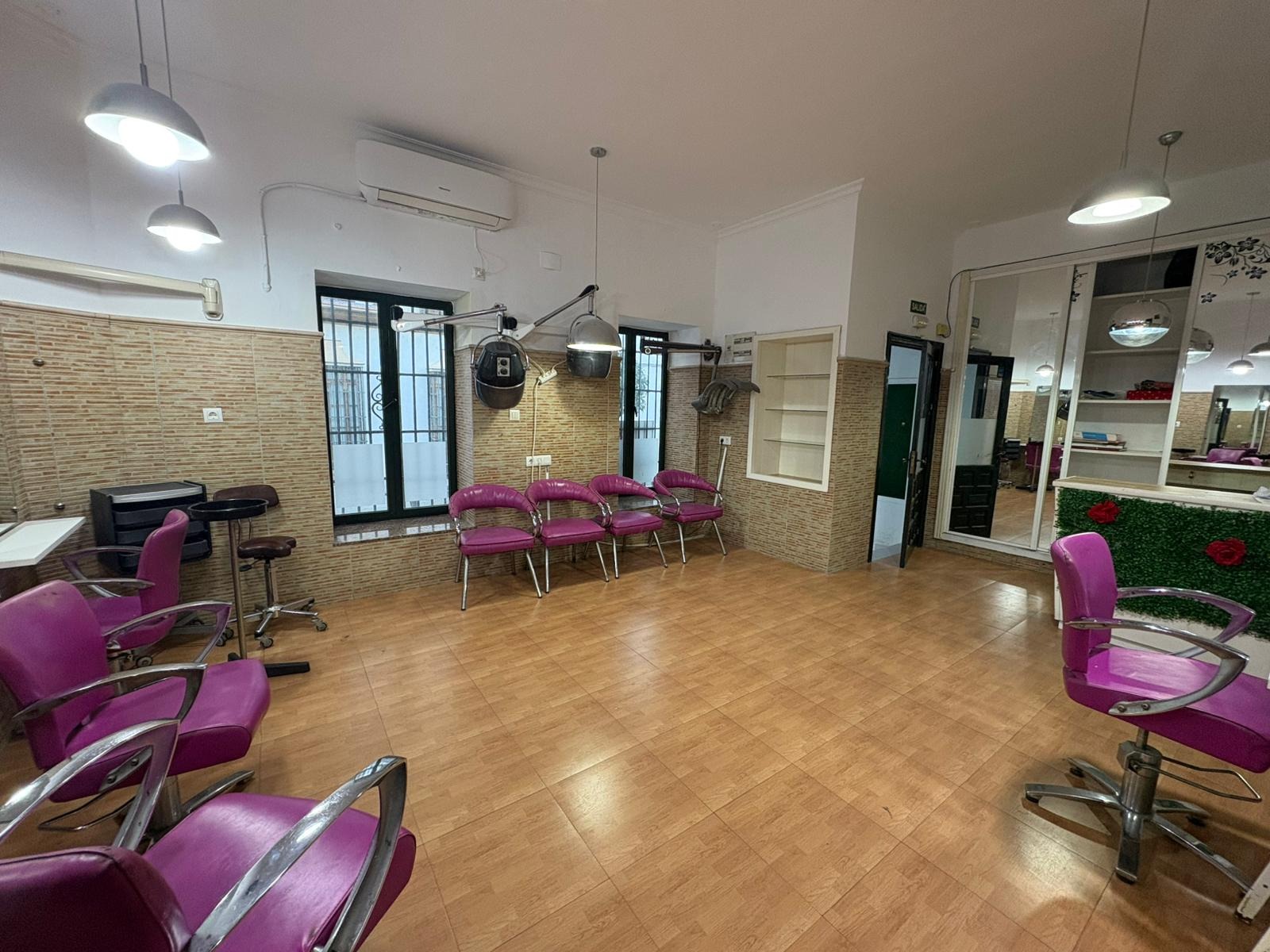 Local en planta baja con posibilidad de cambio de uso a vivienda – Centro de Puerto Real