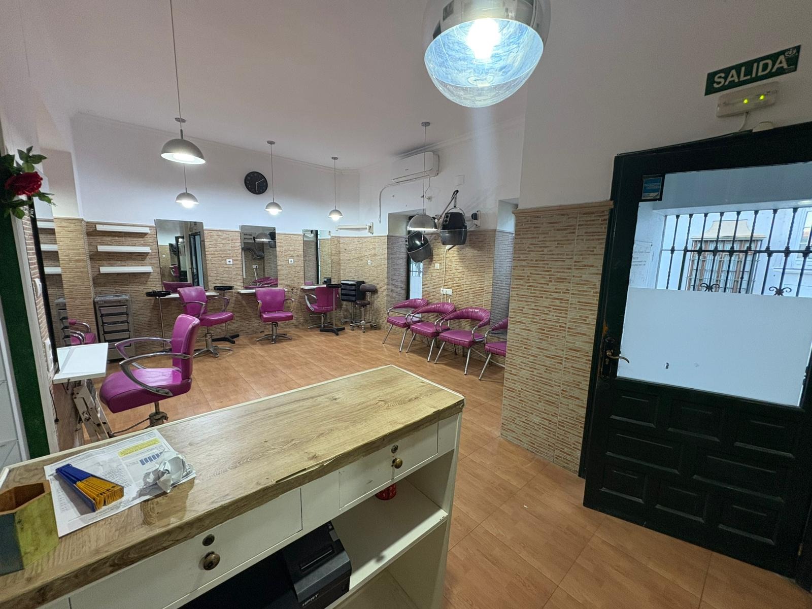 Local en planta baja con posibilidad de cambio de uso a vivienda – Centro de Puerto Real