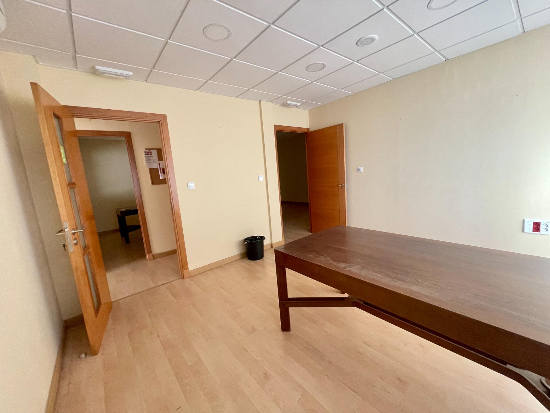 Local en venta en El Juncal - Vallealto
