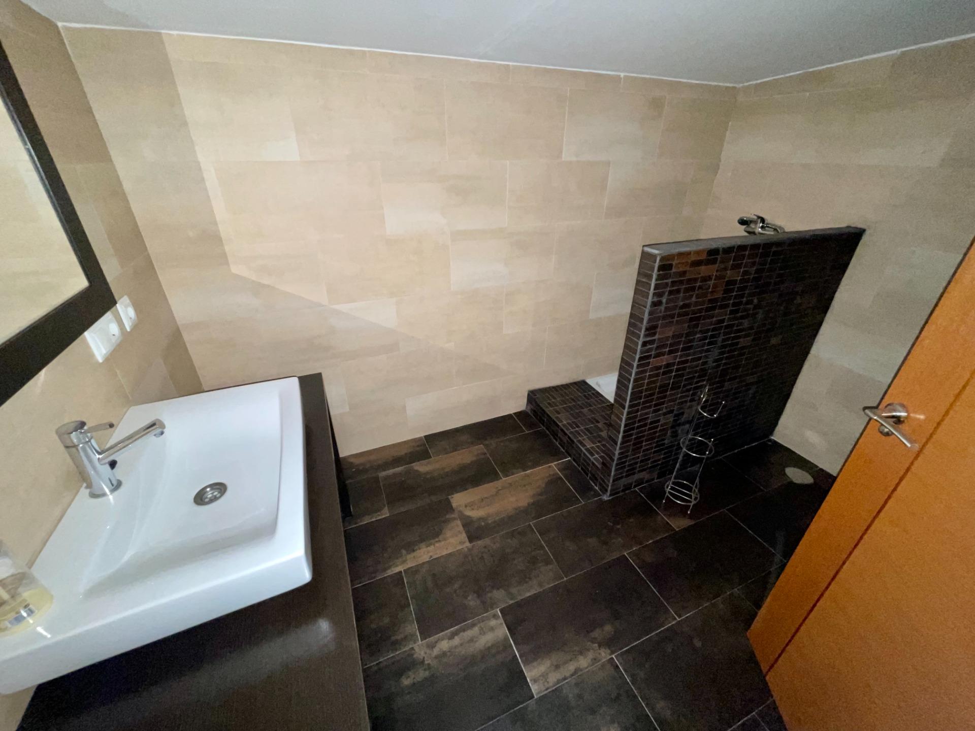 Local en venta en El Juncal - Vallealto
