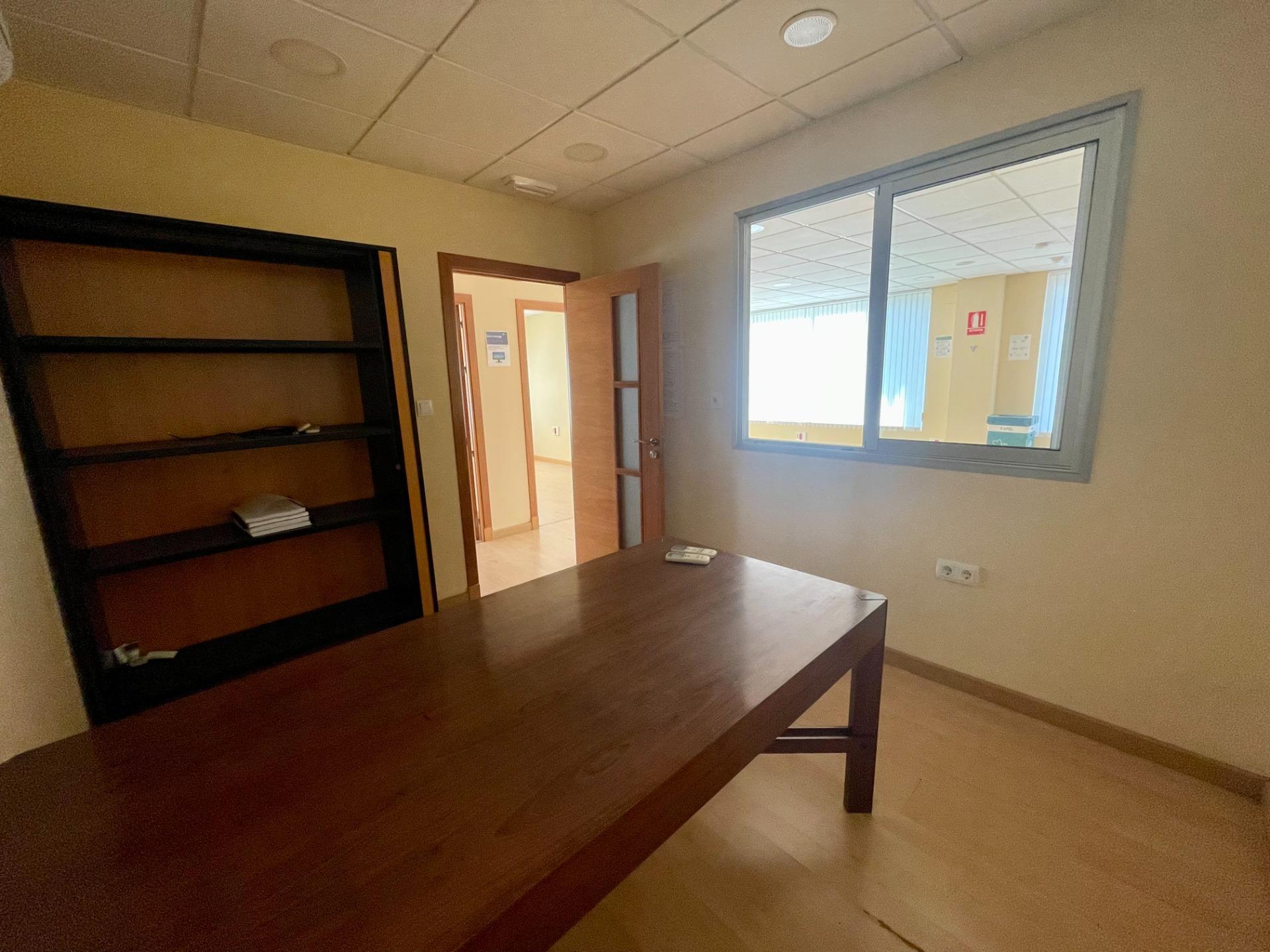 Local en venta en El Juncal - Vallealto